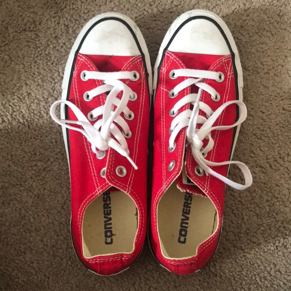 AUTHENTIC RED CONVERSE